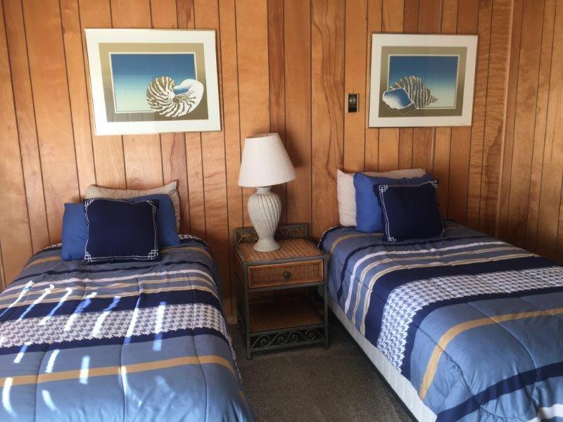 Tyee Restaurant And Motel Каупевилл Экстерьер фото